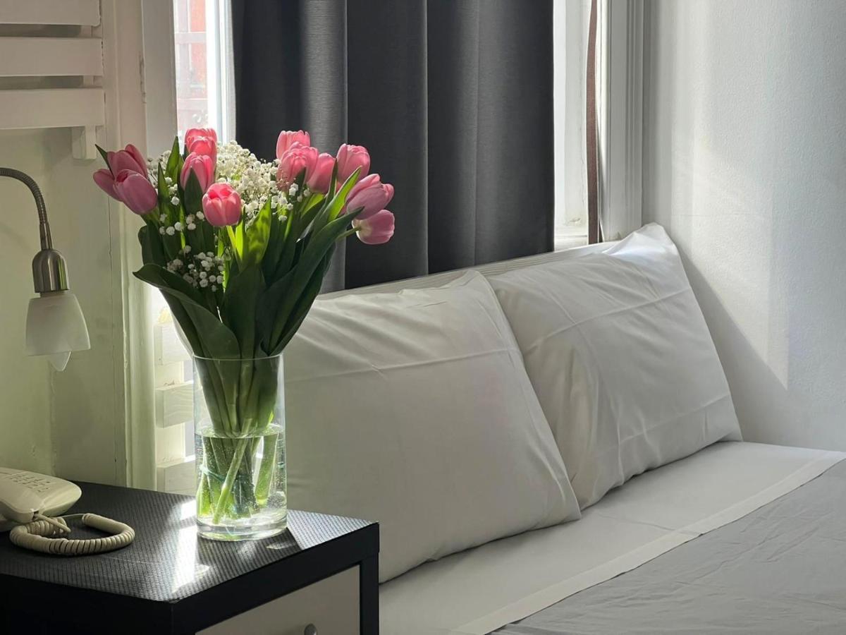 Hotel Rossovino Milano ภายนอก รูปภาพ