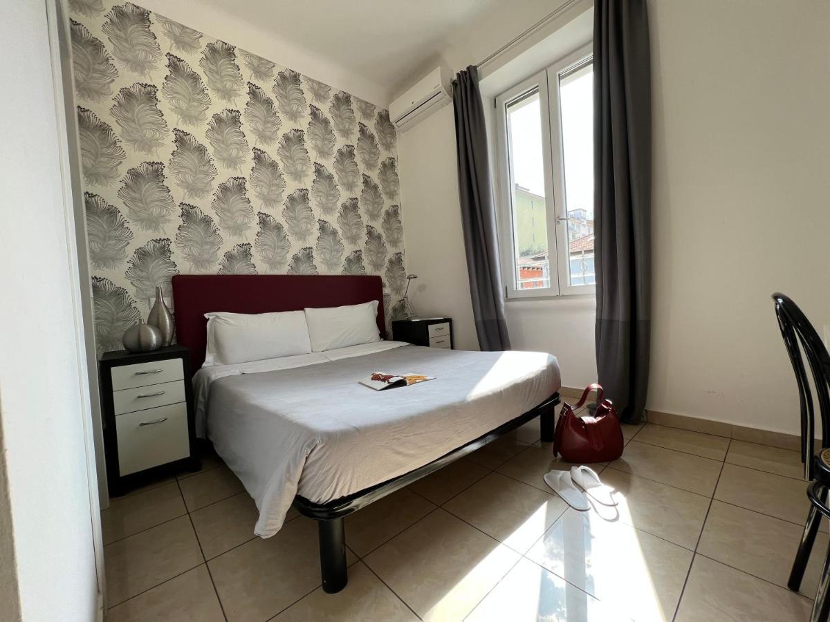 Hotel Rossovino Milano ภายนอก รูปภาพ