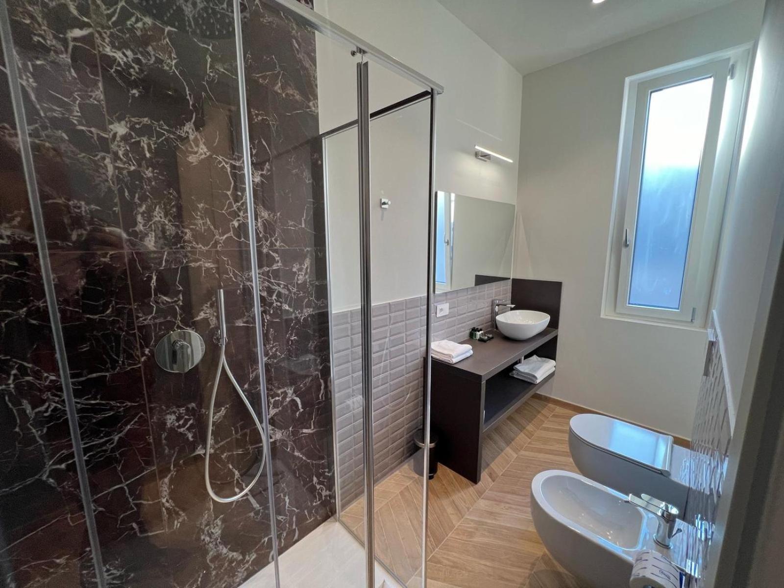 Hotel Rossovino Milano ภายนอก รูปภาพ