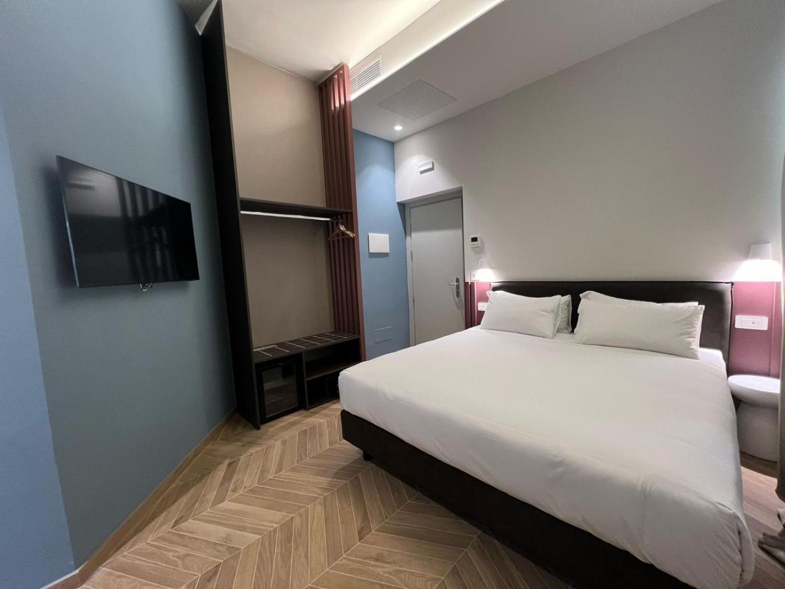 Hotel Rossovino Milano ภายนอก รูปภาพ