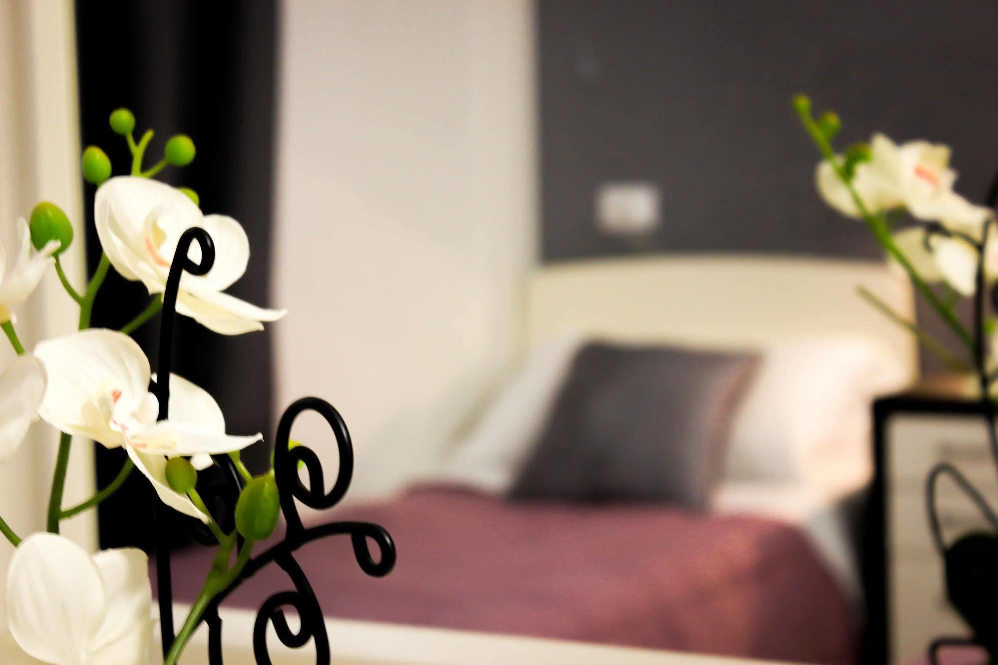 Hotel Rossovino Milano ภายนอก รูปภาพ
